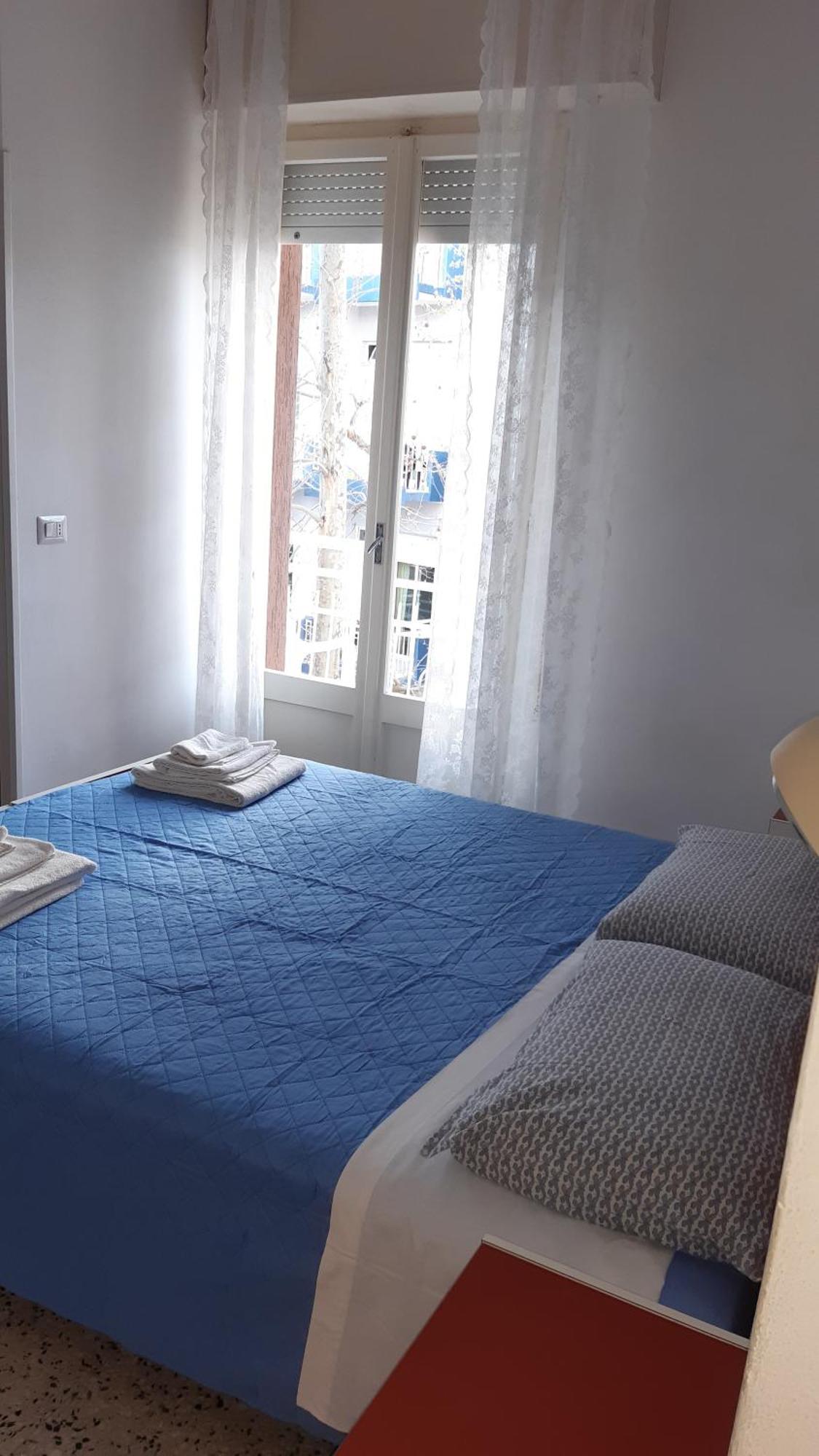 Hotel Elisabetta 2 Stelle Cattolica Buitenkant foto